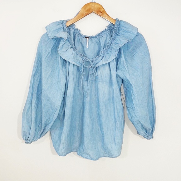 FREE PEOPLE “Lily Of The Valley” Chambray Top NWT Size XS - Picture 3 of 8